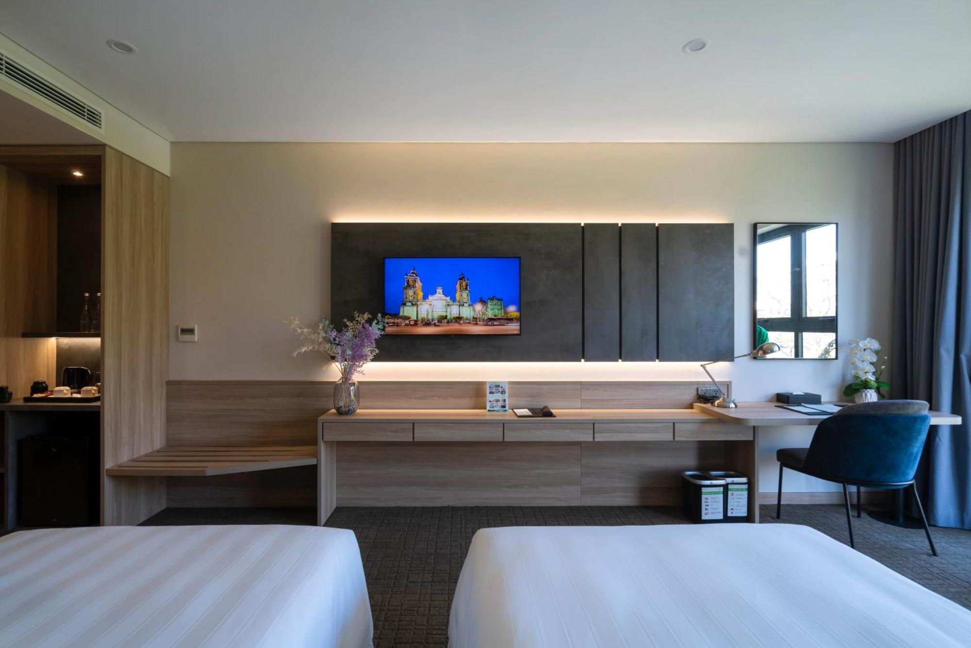 Wyndham Garden Legend Halong Hotell Ha Long Exteriör bild