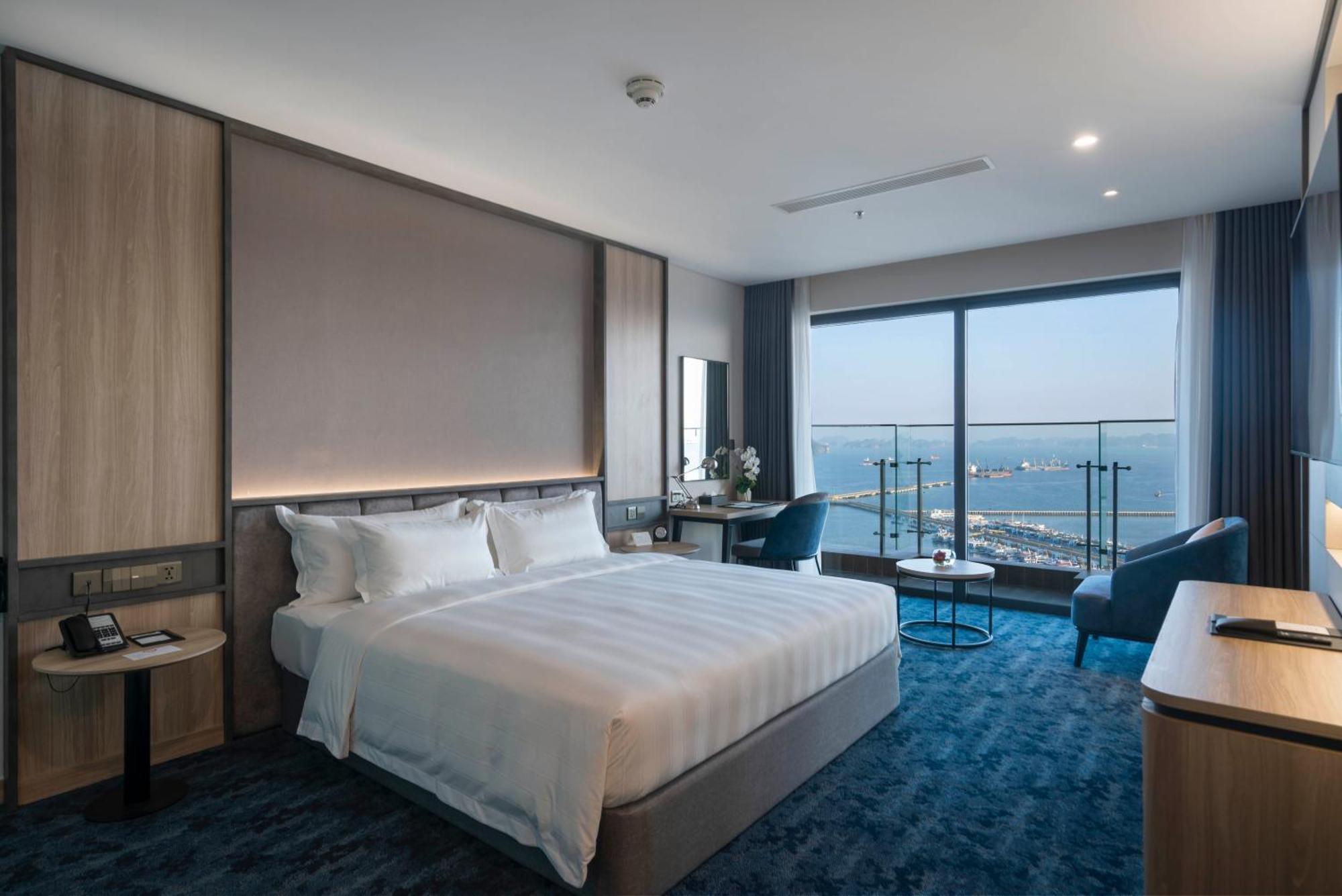 Wyndham Garden Legend Halong Hotell Ha Long Exteriör bild