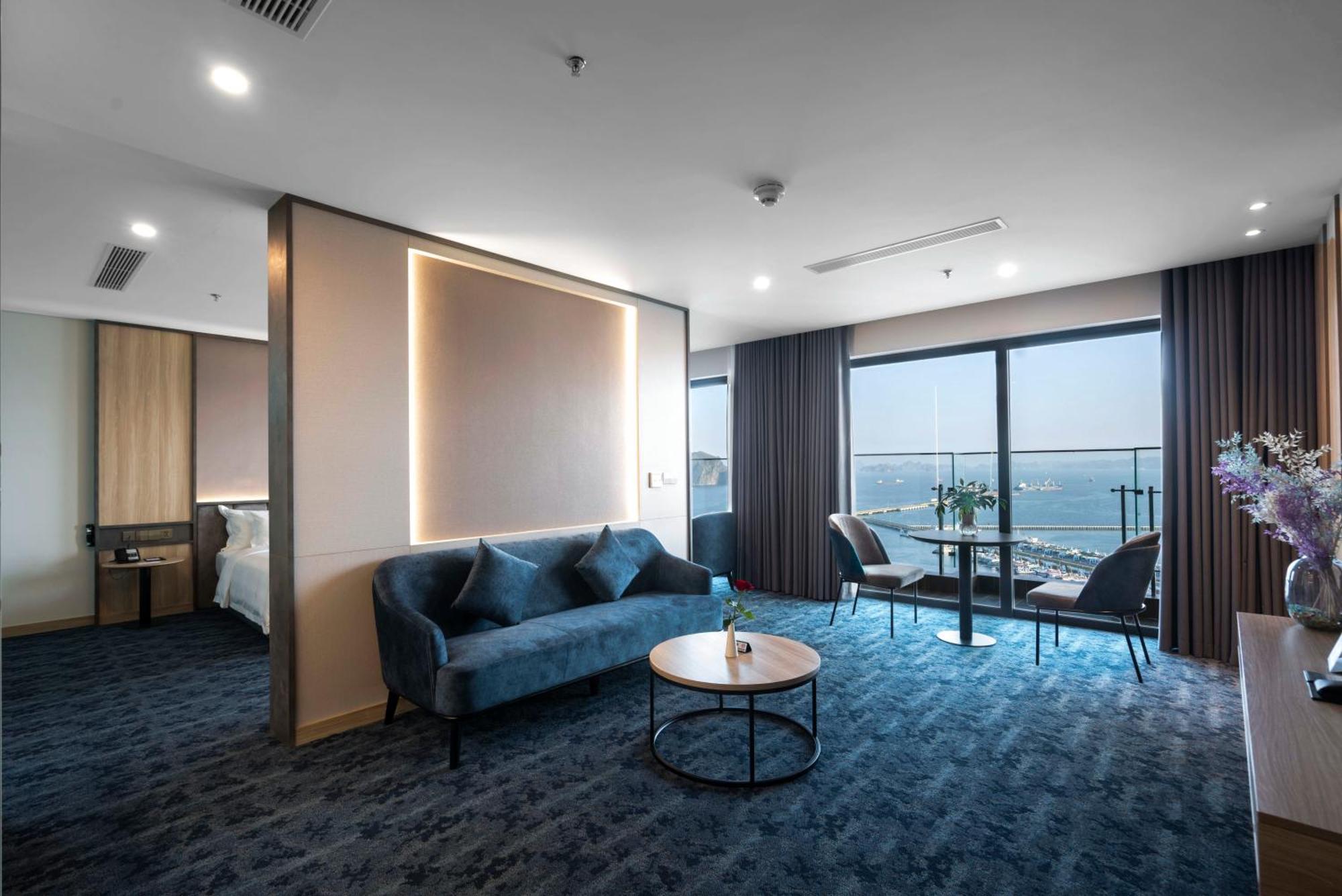 Wyndham Garden Legend Halong Hotell Ha Long Exteriör bild