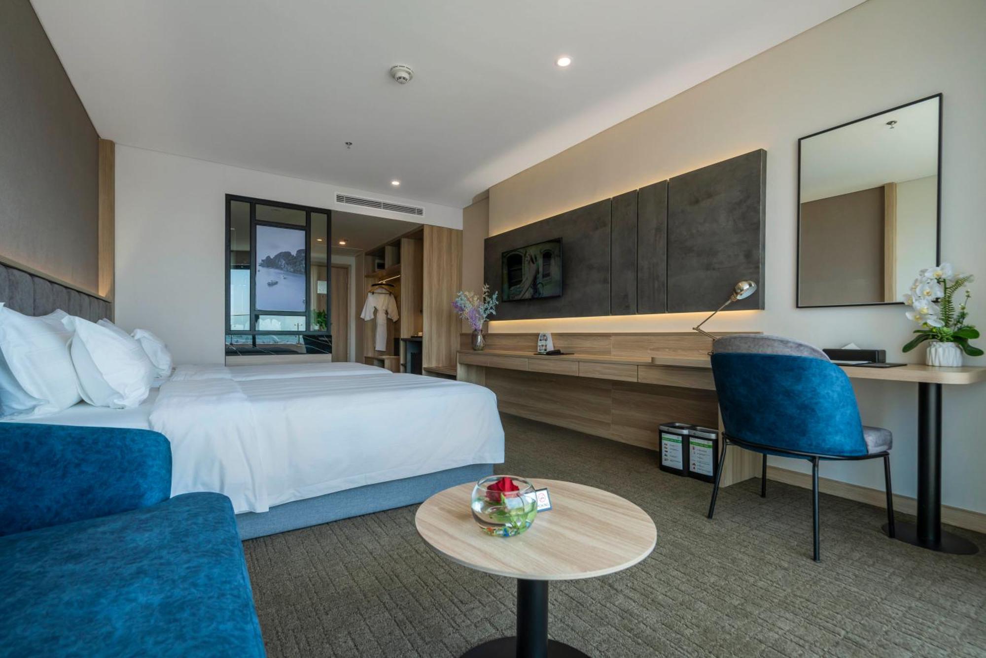 Wyndham Garden Legend Halong Hotell Ha Long Exteriör bild